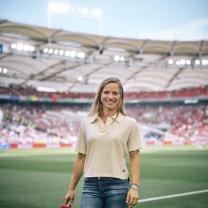 Portraitfoto von Tabea Kemme